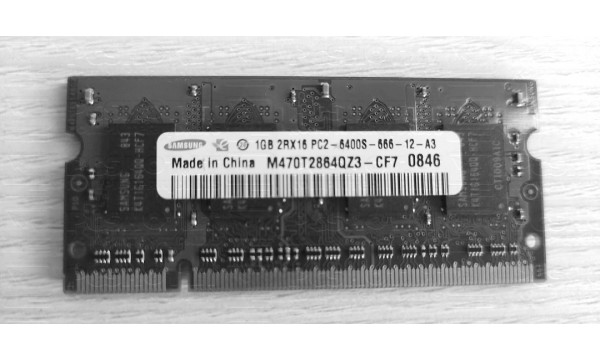 Operatyvioji Atmintis ( RAM ) 1GB 2Rx16 PC2-6400S